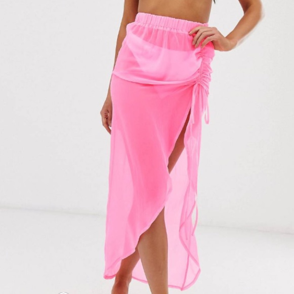 Tall beach sarong with ruching